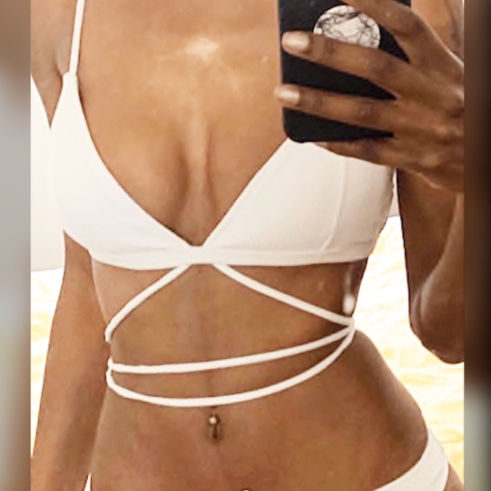 Sexy 2 Pc. Strappy Bikini